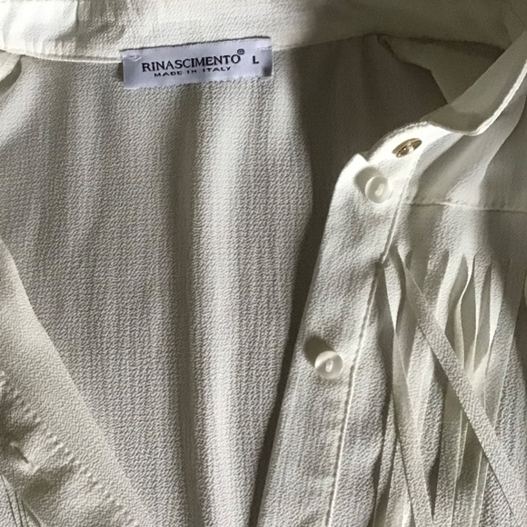 Designer Rinascimento Warm White Blouse, Fringed Front, Made in Italy. - Picture 13 of 16